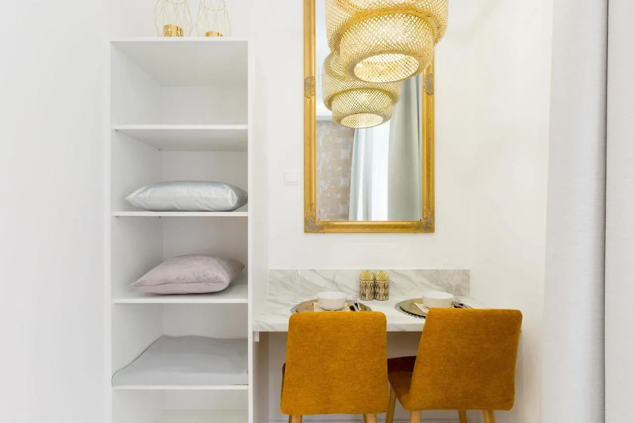 Apartment Unique & Lovely Place With Ac Budapest